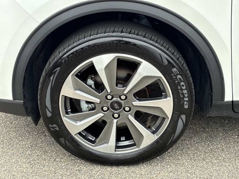 Certified 2024 Ford Escape Platinum AWD/4WD image 20