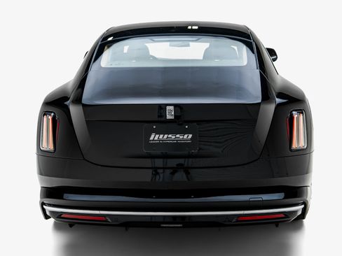 Used 2024 Rolls-Royce Spectre w/ Spectre Launch Package AWD/4WD image 13