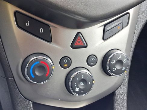 Used 2016 Chevrolet Sonic LT w/ Wheels and Fog Lamp Package image 17