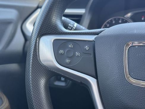 Used 2023 GMC Acadia SLE w/ Driver Convenience Package image 23