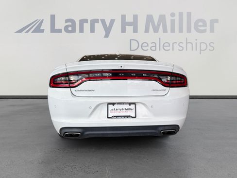 Used 2015 Dodge Charger SXT w/ Plus Group RWD image 4