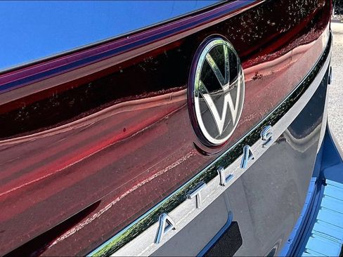 Used 2024 Volkswagen Atlas SEL Premium R-Line AWD/4WD image 24
