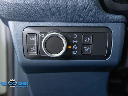 Used 2022 Ford Maverick XLT w/ XLT Luxury Package FWD image 13