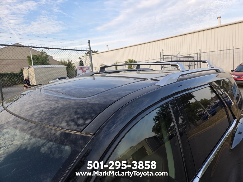 Used 2023 Nissan Pathfinder Platinum FWD image 7