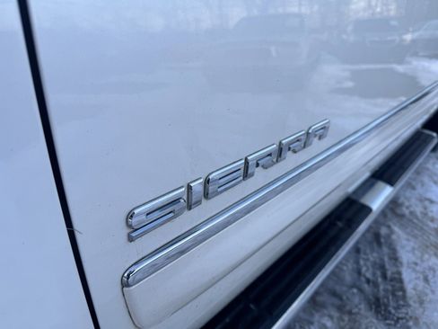 Used 2012 GMC Sierra 1500 SLT w/ SLT White Diamond Edition image 6