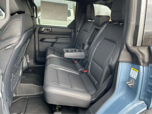 New 2025 Ford Bronco Badlands image 33