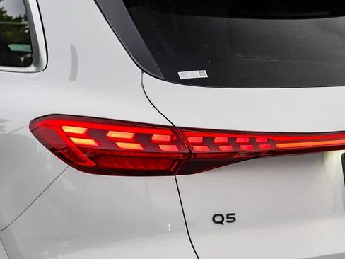 New 2025 Audi Q5 Premium Plus image 7