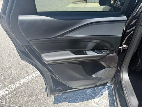 Used 2024 Cadillac Lyriq Tech RWD image 16