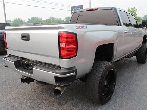 Used 2018 Chevrolet Silverado 2500 LT w/ LT Fleet Convenience Package AWD/4WD image 7