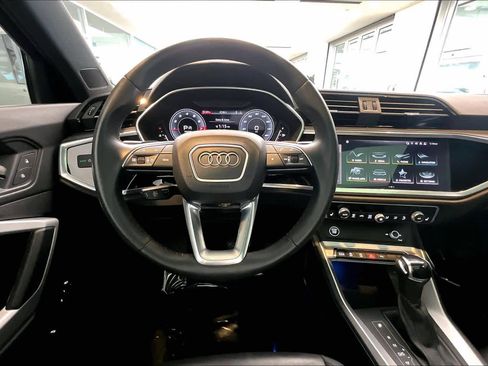 Used 2022 Audi Q3 2.0T Premium Plus image 6