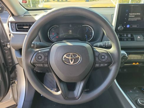 Used 2023 Toyota RAV4 XLE image 27