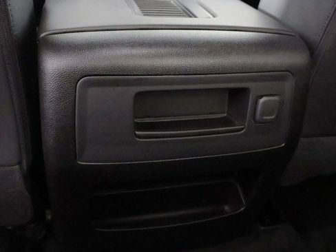 Used 2018 GMC Sierra 1500 SLT w/ SLT Premium Package image 44