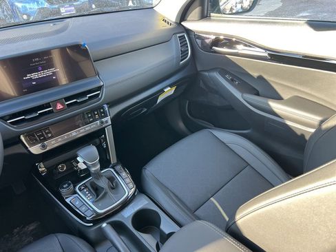 New 2026 Kia Seltos EX w/ EX Sunroof Package AWD/4WD image 13
