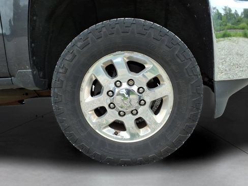Used 2015 Chevrolet Silverado 2500 LT w/ LT Convenience Package AWD/4WD image 9