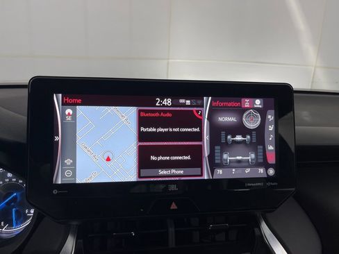 Used 2022 Toyota Venza Limited image 65