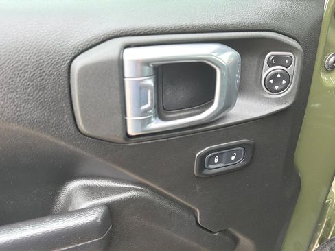 Used 2022 Jeep Gladiator Mojave w/ LED Lighting Group image 22