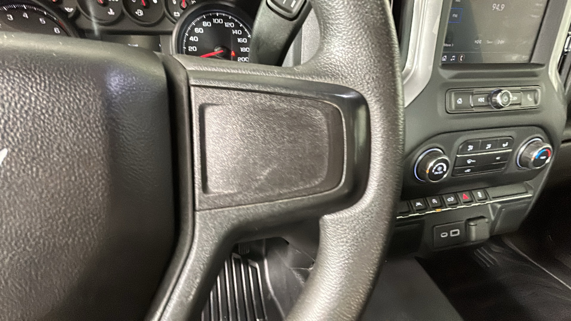Used 2022 Chevrolet Silverado 1500 W/T w/ Trailering Package AWD/4WD image 20