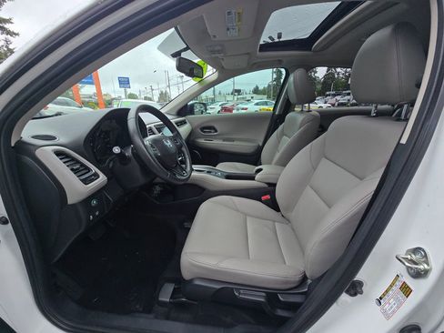 Used 2017 Honda HR-V EX-L image 21