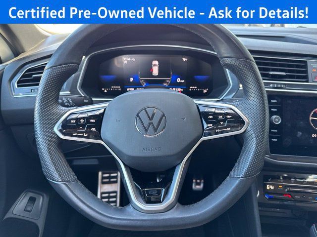 Used 2023 Volkswagen Tiguan SE R-Line AWD/4WD image 11