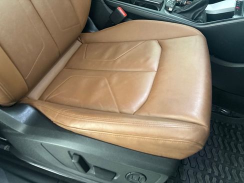 Used 2023 Audi Q3 2.0T Premium w/ Convenience Package AWD/4WD image 27
