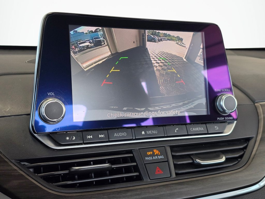 Used 2025 Nissan Altima 2.5 SV FWD image 26