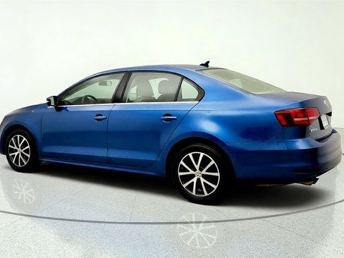 Used 2017 Volkswagen Jetta SE FWD image 7