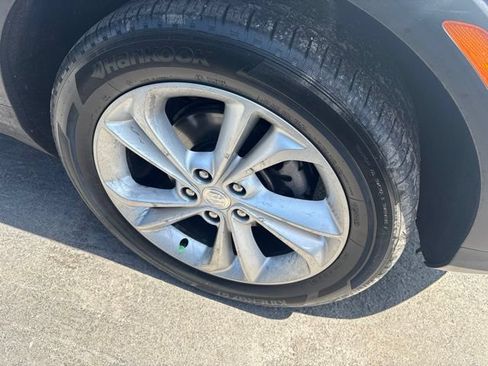Used 2020 Buick Encore GX Preferred FWD image 4