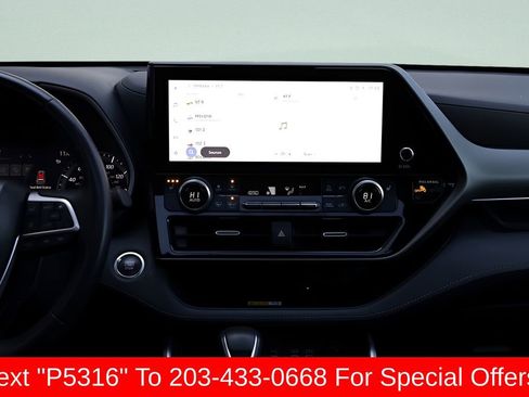 Used 2023 Toyota Highlander XLE AWD/4WD image 38