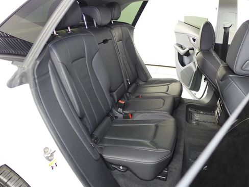Used 2023 Audi Q8 Premium w/ Convenience Package AWD/4WD image 20