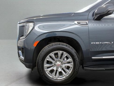 Used 2022 GMC Yukon XL Denali image 33