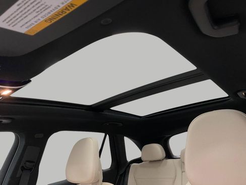 New 2026 Mercedes-Benz GLC 300 4MATIC image 30