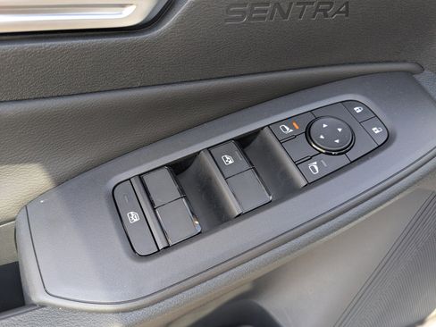 New 2026 Nissan Sentra SV FWD image 21