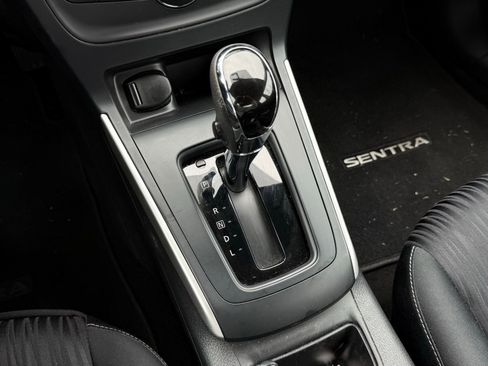 Used 2018 Nissan Sentra SV FWD image 34