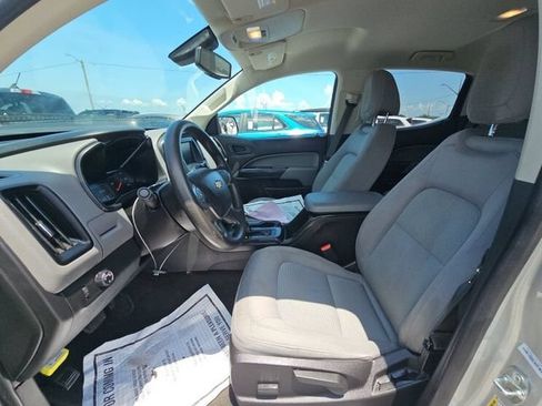 Used 2017 Chevrolet Colorado W/T w/ WT Convenience Package RWD image 6
