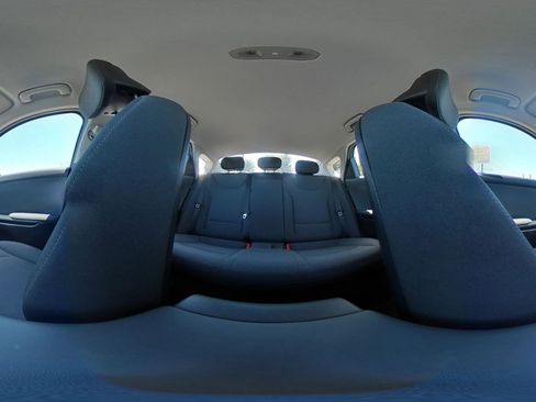 Used 2025 Kia K4 FWD image 42