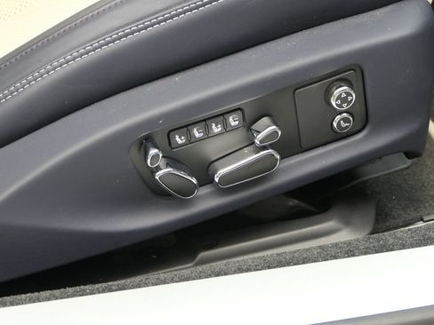 Used 2023 Bentley Continental GT Mulliner AWD/4WD image 28