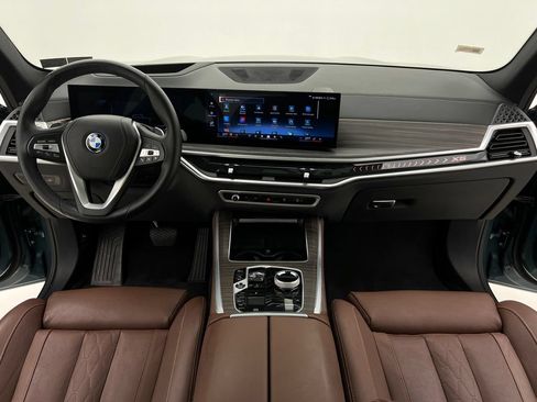 Used 2024 BMW X5 xDrive50e w/ Executive Package AWD/4WD image 22