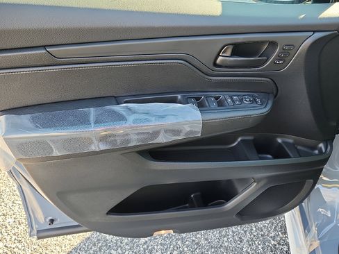 New 2026 Honda Odyssey Sport-L image 8