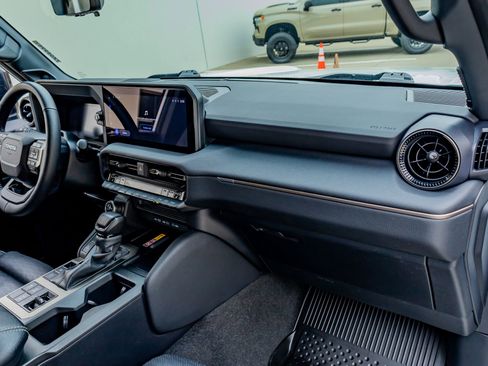 Used 2025 Toyota Land Cruiser w/ Premium Package image 18