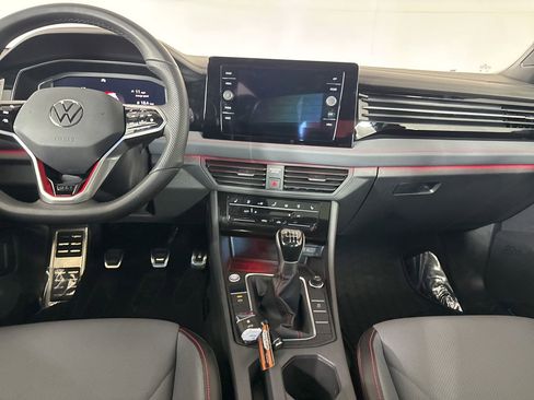 Used 2025 Volkswagen Jetta GLI Autobahn image 22