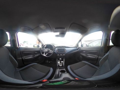 Used 2025 Nissan Versa SV FWD image 40