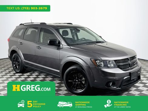 Used 2019 Dodge Journey SE w/ Blacktop Package FWD image 1