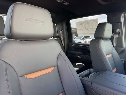 New 2026 GMC Sierra 2500 AT4 w/ AT4 Premium Plus Package image 28