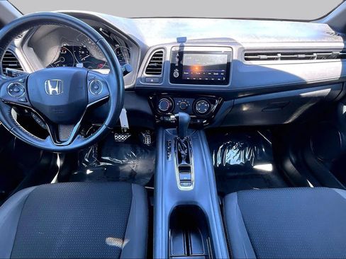 Used 2020 Honda HR-V Sport image 14