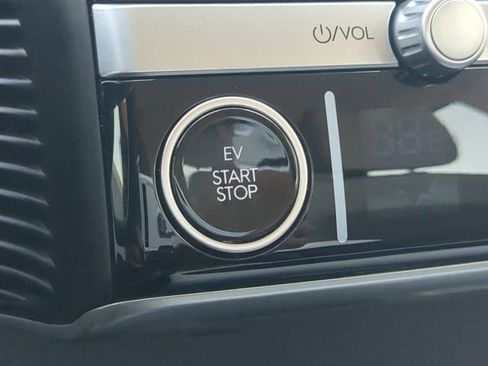 Used 2024 Hyundai Ioniq 5 SEL image 27