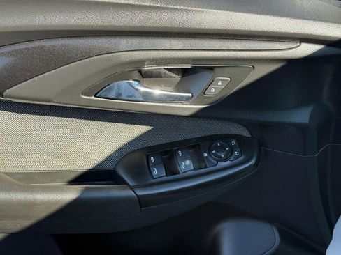 Used 2021 Chevrolet TrailBlazer LT w/ Premium Seating Package image 16