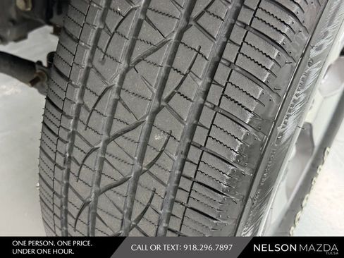 Used 2016 Jeep Wrangler Unlimited Sahara AWD/4WD image 15