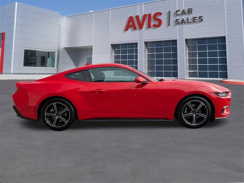 Used 2024 Ford Mustang Premium image 5