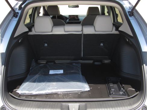 New 2026 Honda HR-V LX image 10