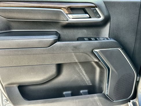 Used 2023 Chevrolet Silverado 1500 LT image 28